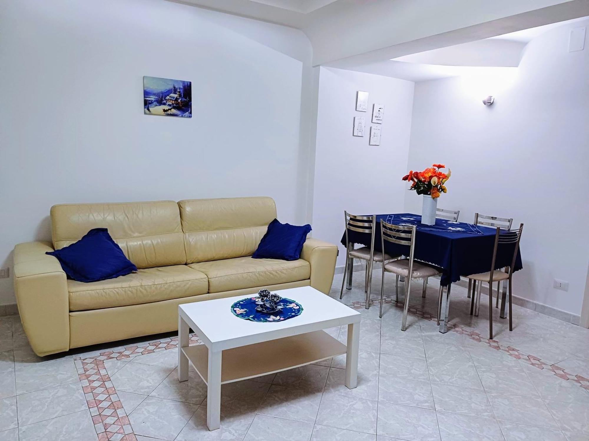 Bolivar Apartment Naples